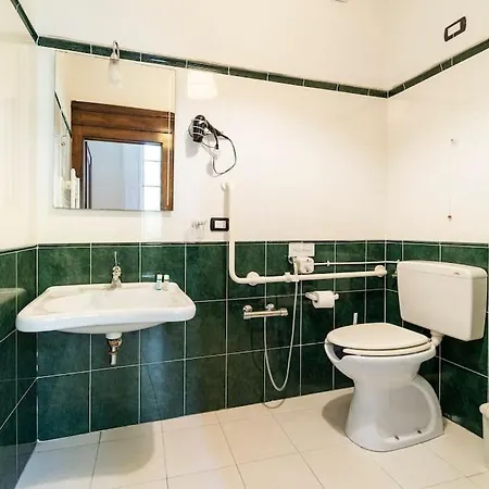 Appartamento Elegant Apt, Wi-fi And Garden