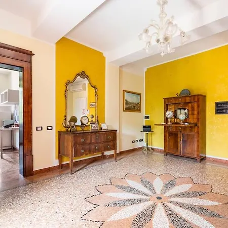 Apartment Elegant Apt, Wi-fi And Garden Bologna