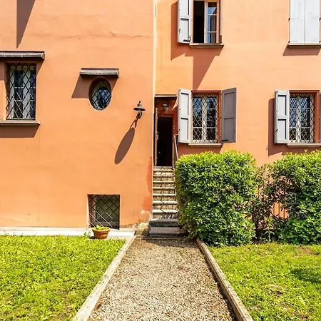 Elegant Apt, Wi-fi And Garden Apartment Bologna